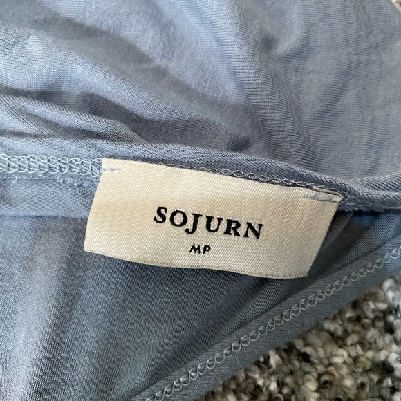 Twist Back Periwinkle Bodysuit - Picture 3 of 3